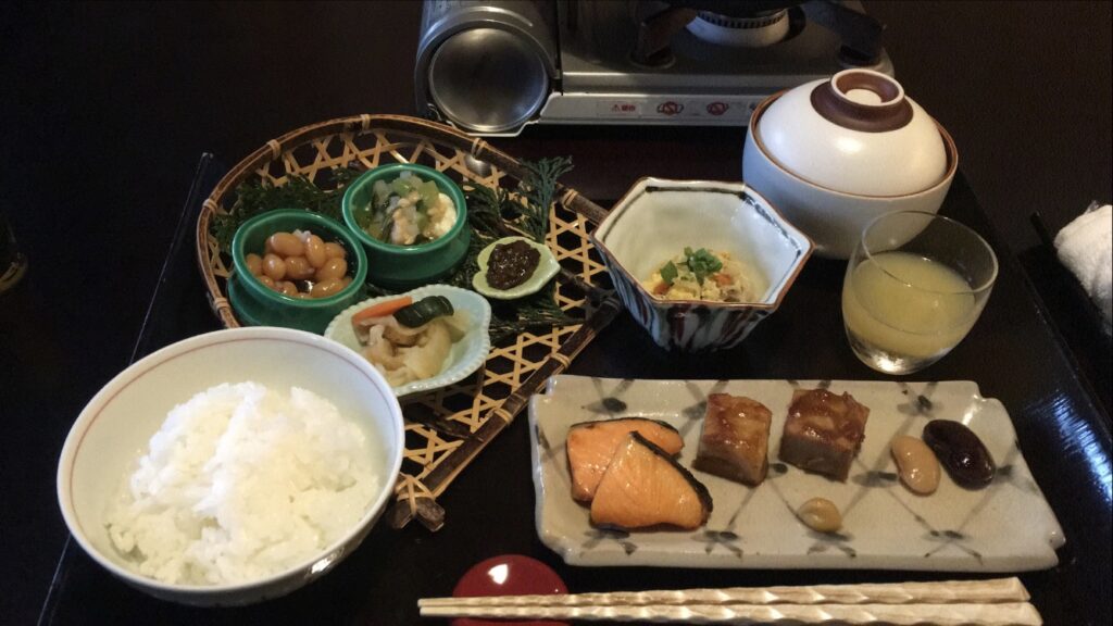 星野リゾート界アルプスで一人旅中に撮影したご当地朝食の写真