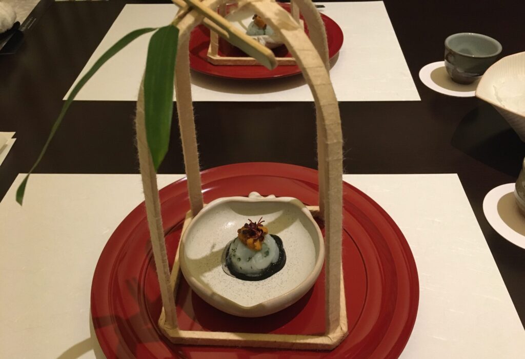 星野リゾート界長門で母との親子旅中に撮影した夕食先付けの写真