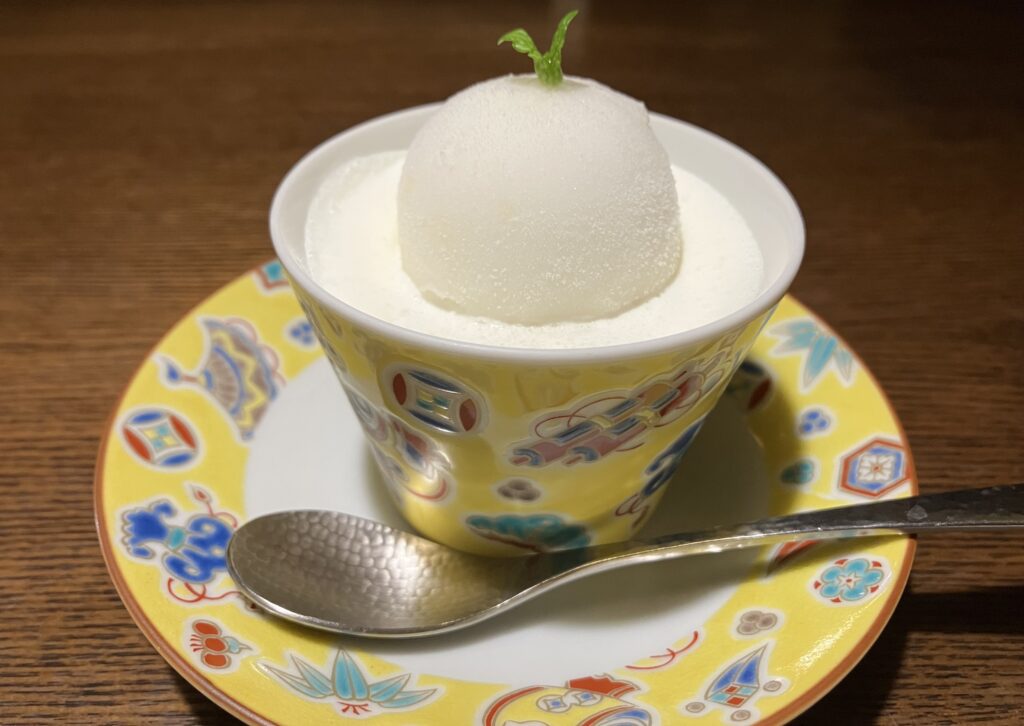 界 加賀の夕食デザート 金時芋を使った三層仕立てのカップスイーツ